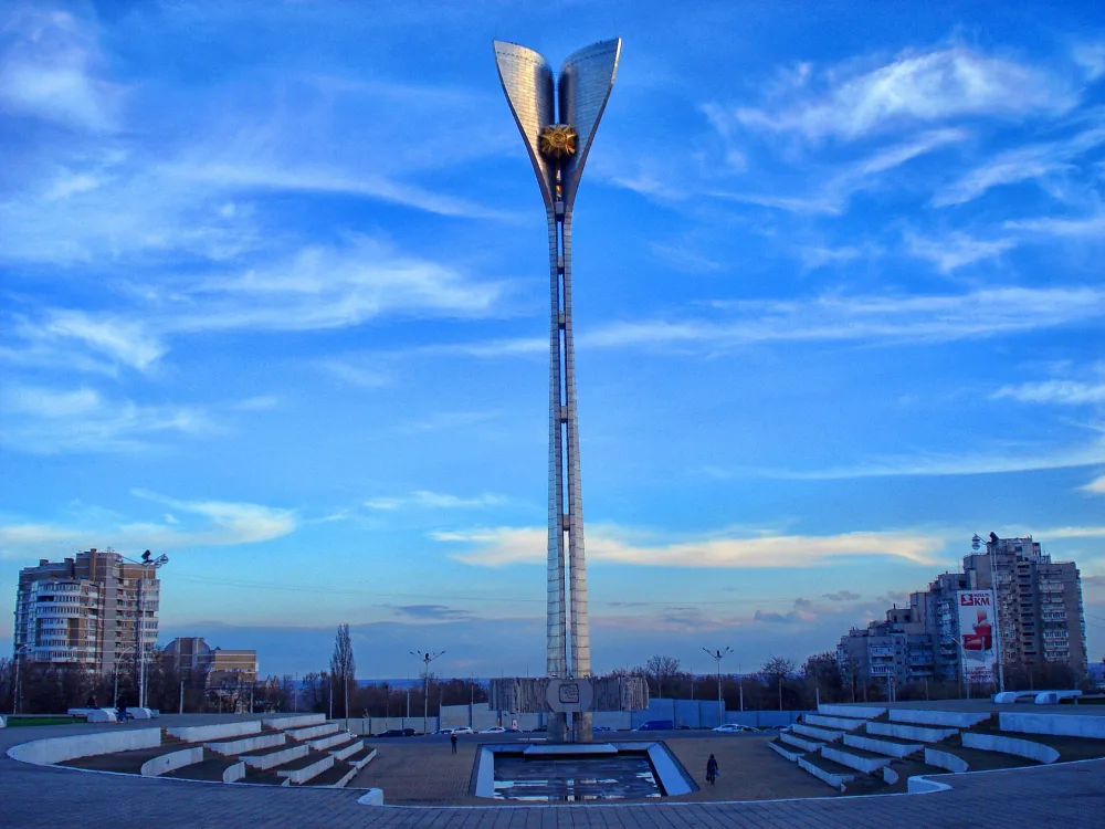 Стела Освободителям Ростова