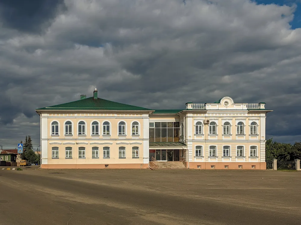 Жилой дом (Красное-на-Волге)
