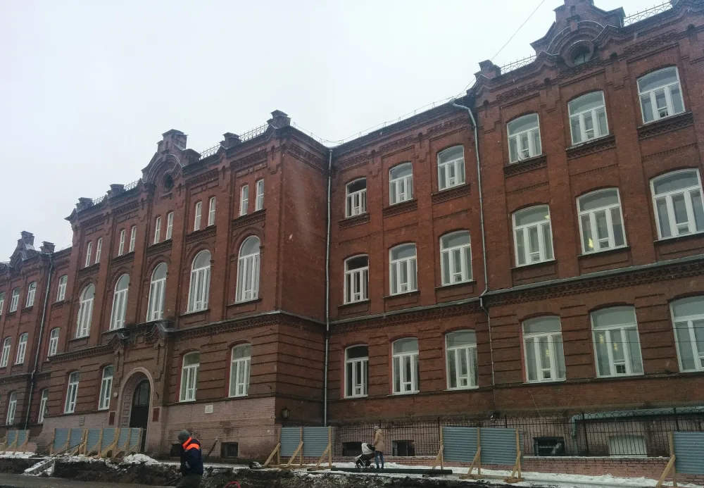 Здание курсов политпросветработников