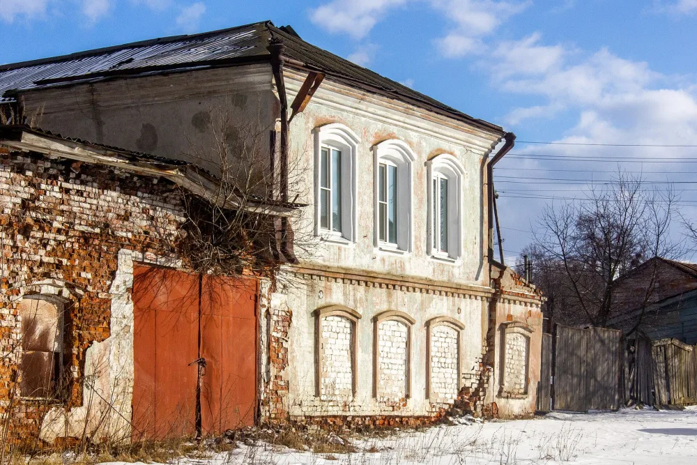 Флигель (Горбатов)