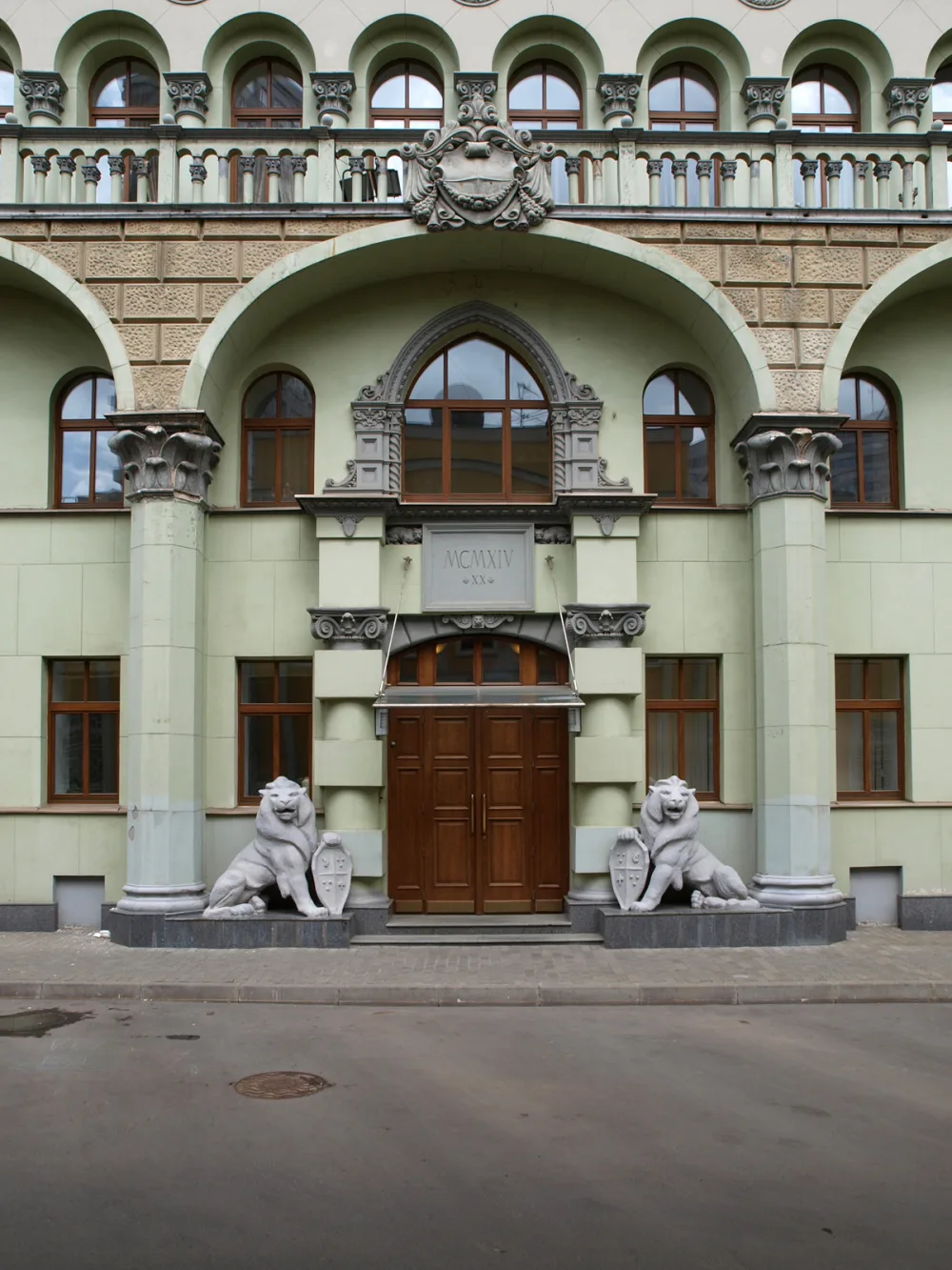 Доходный дом Г.А. Гордон («Дом со львами») (Арбат)