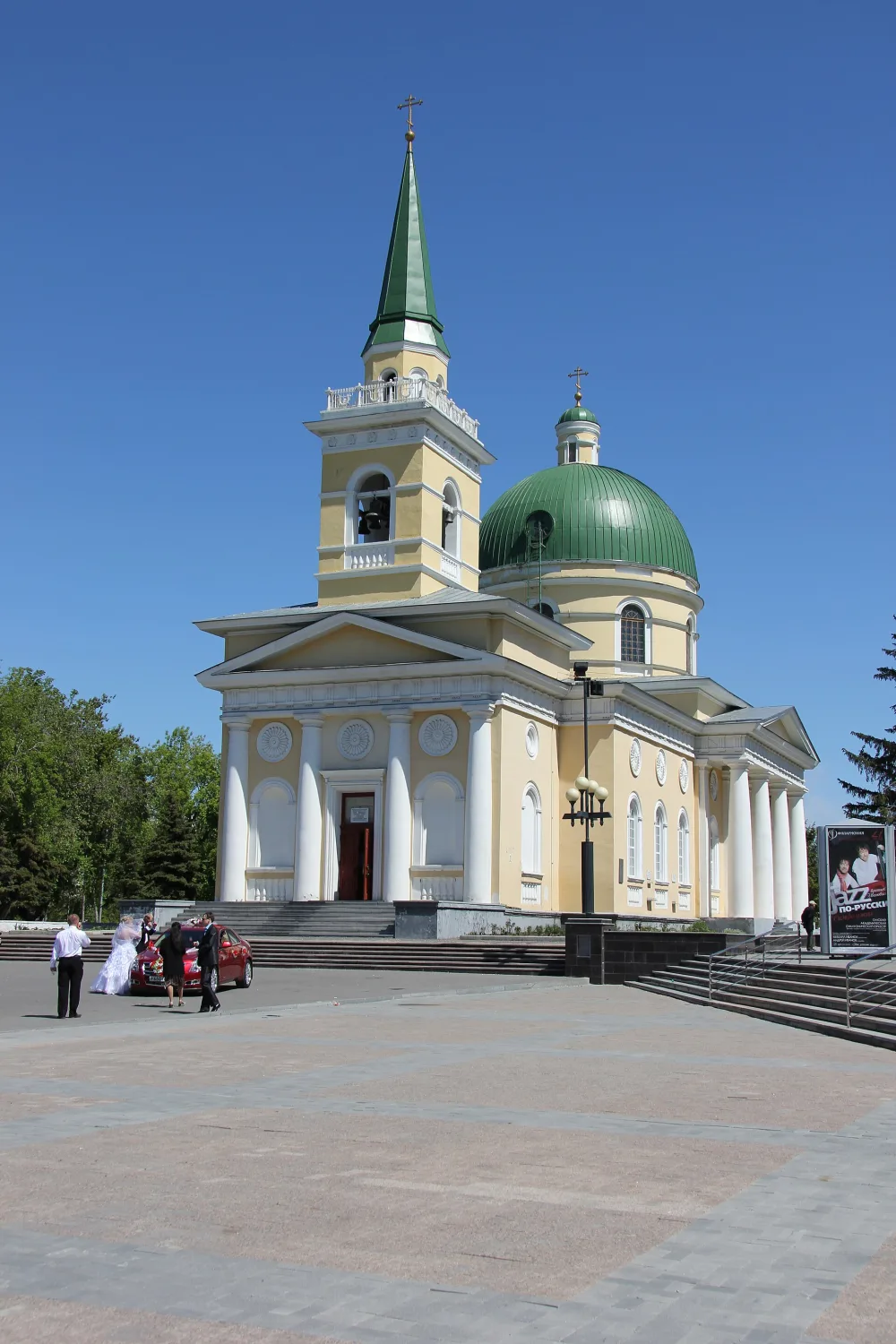 Площадь Никольская (Омск)