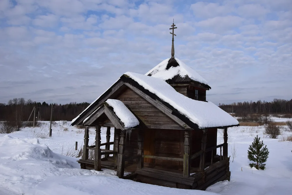 Часовня Флора и Лавра (деревянная) (Захонье)