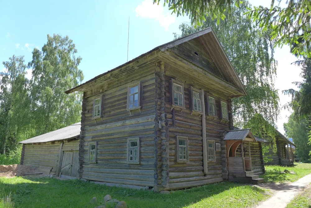 Дом-трактир из деревни Буланово Рамешковского района (Василёво)