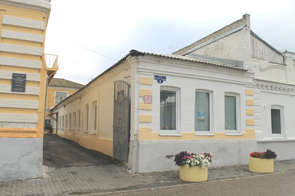 Флигель (Городец)