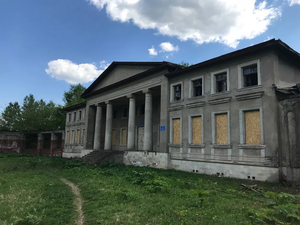 Главный дом с флигелями (Подъячево)