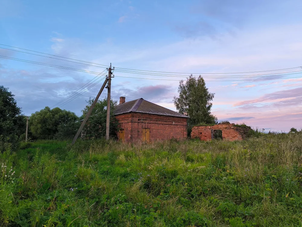 Хозпостройка при церкви (Никитское)