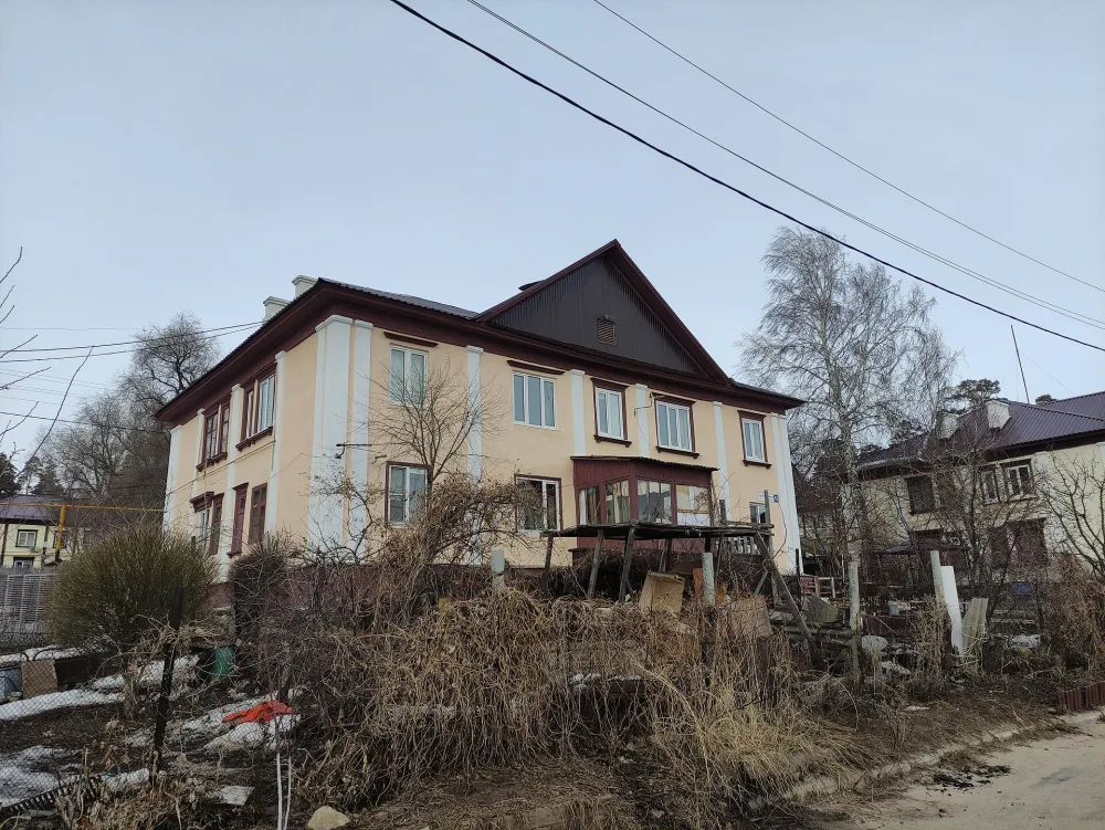 Жилой дом по улице Набережной 15