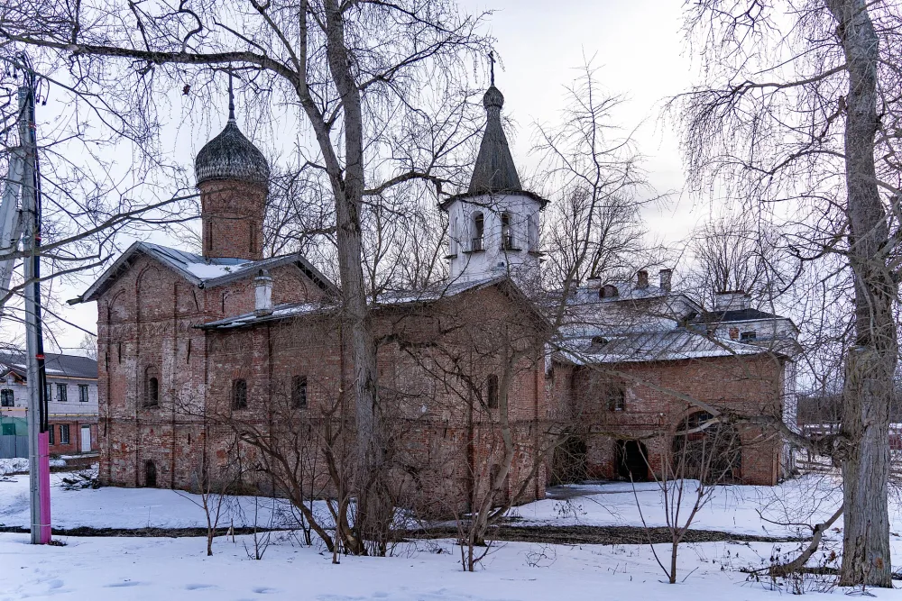 Комплекс церквей Благовещения и Михаила Архангела на Торговой стороне (Великий Новгород)