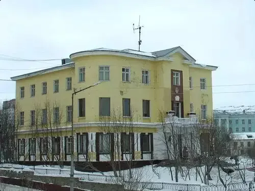 Здание штаба Краснознаменной Кольской флотилии