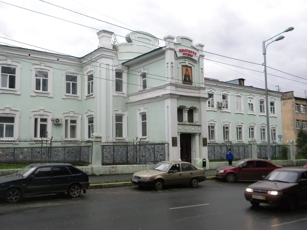Здание, где в хирургическом отделении областной клинической больницы работал хирург В.Н. Парин