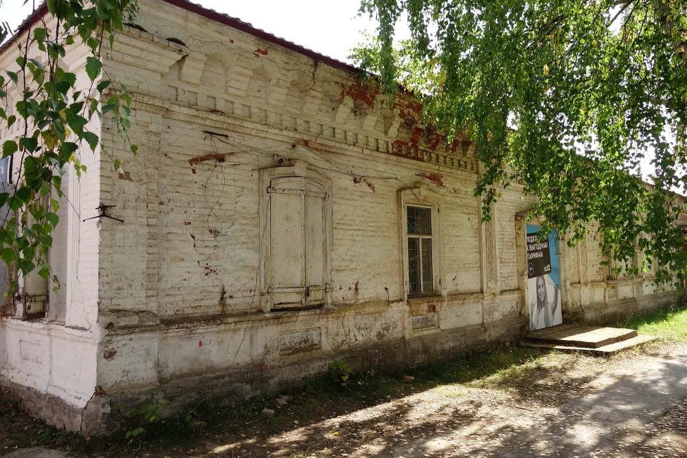 Корпус №1 торговых рядов (Чёрмоз)