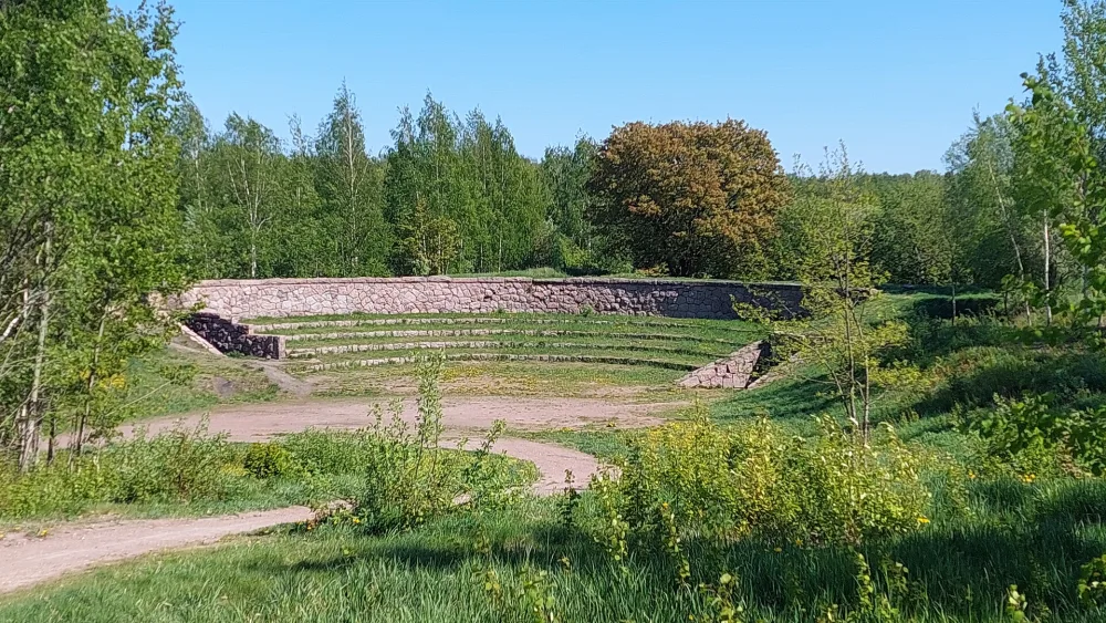 Певческое поле
