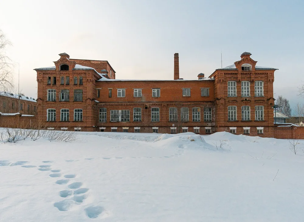 Здание водочного завода, в котором в 1918 г. размещался уездный исполком Совета крестьянских и солдатских депутатов (Ветлуга)
