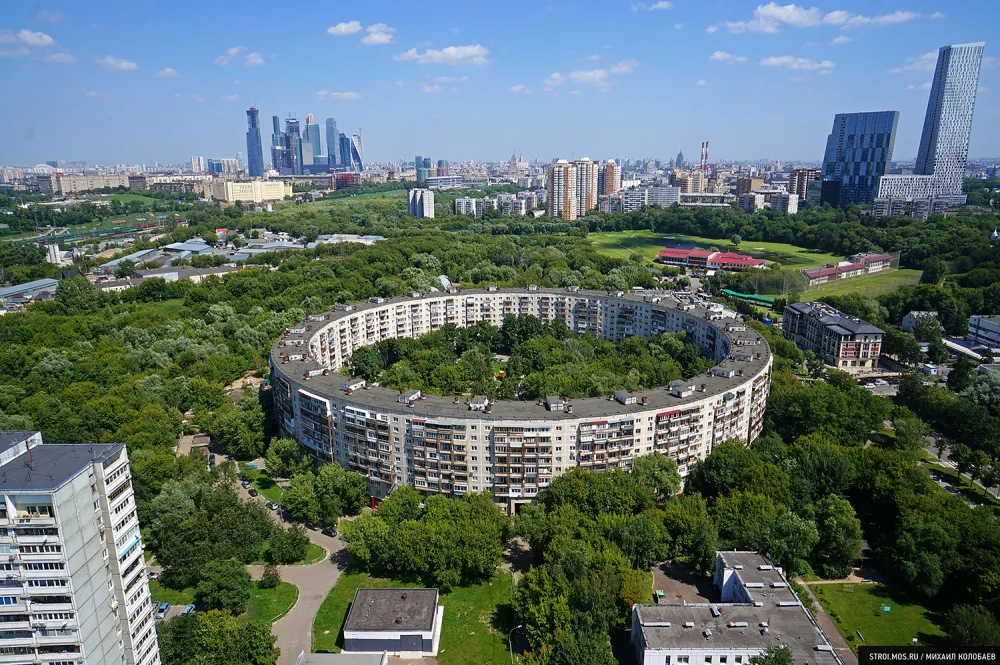 Круглые дома в Москве
