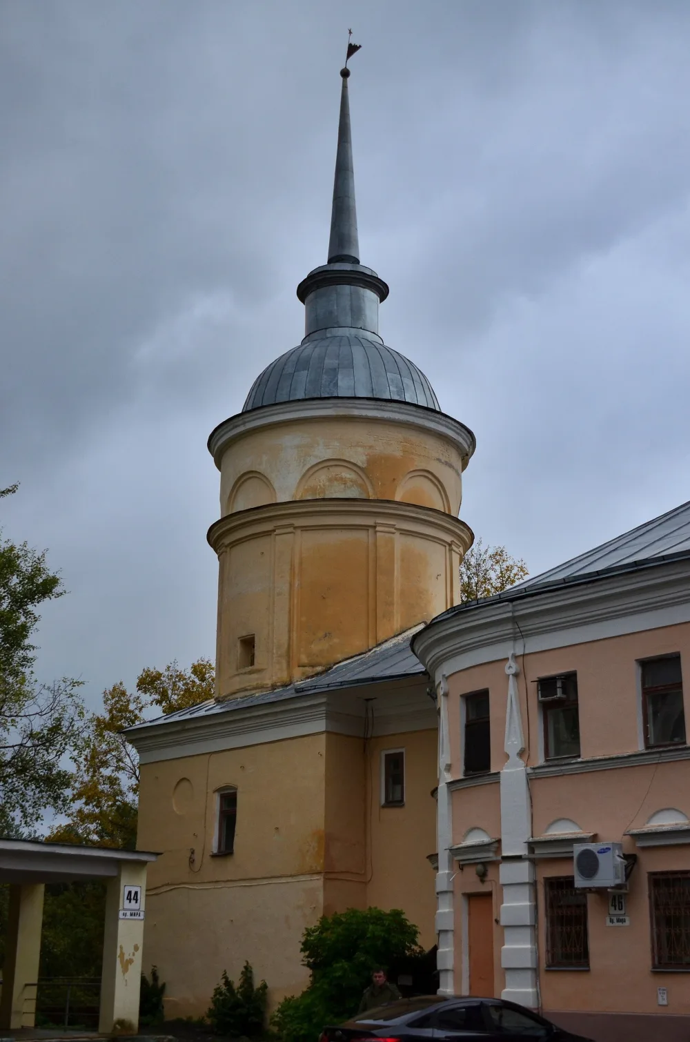 Юго-западная башня (Саров)