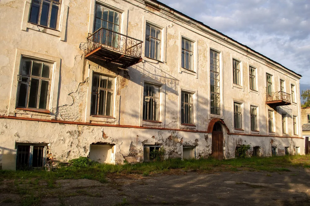 Бывшая тюрьма (Белинский)