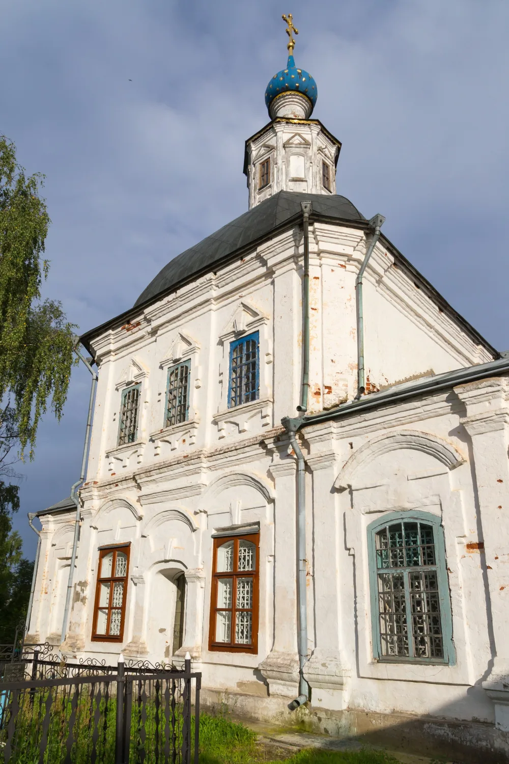 Церковь (Ликино)