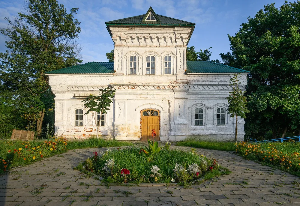 Архимандричий корпус (Оранки)