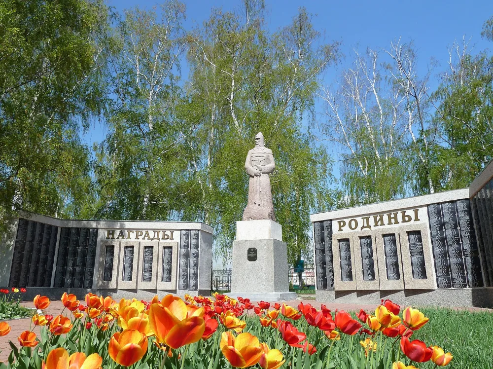 Памятник воинам Грайворонского революционного полка