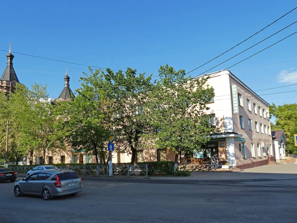 Гостиный двор (перестроен) (Луга)