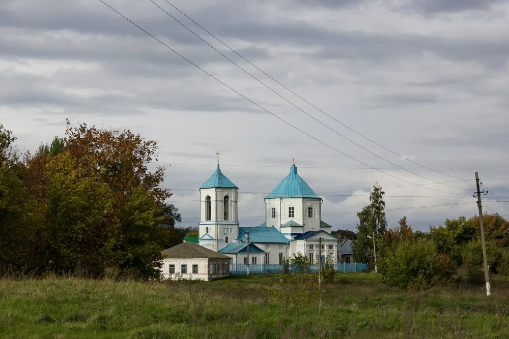Дмитриевская церковь с интерьером