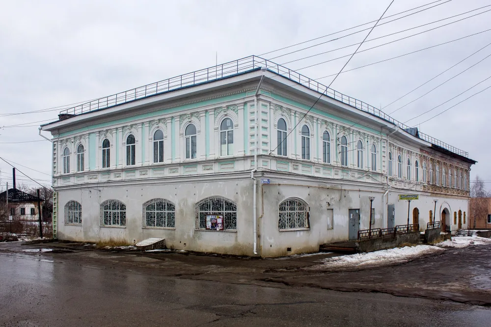 Жилой дом с торговым помещением (Усадьба Н. Ф. Белянина) (Лысково)