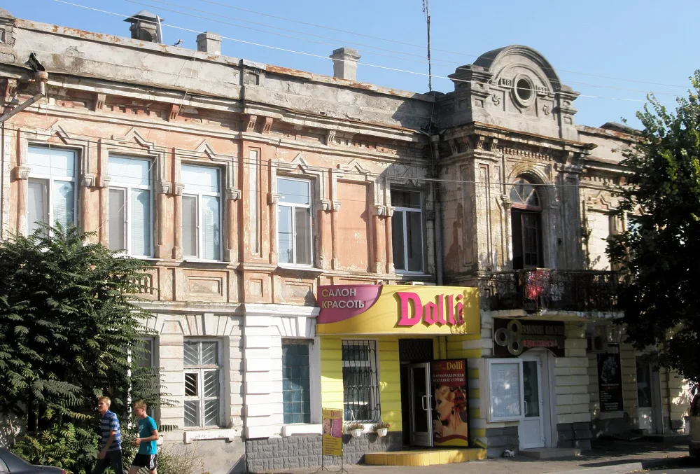 Dmitriya Ulyanova St., 4 (Yevpatoria)