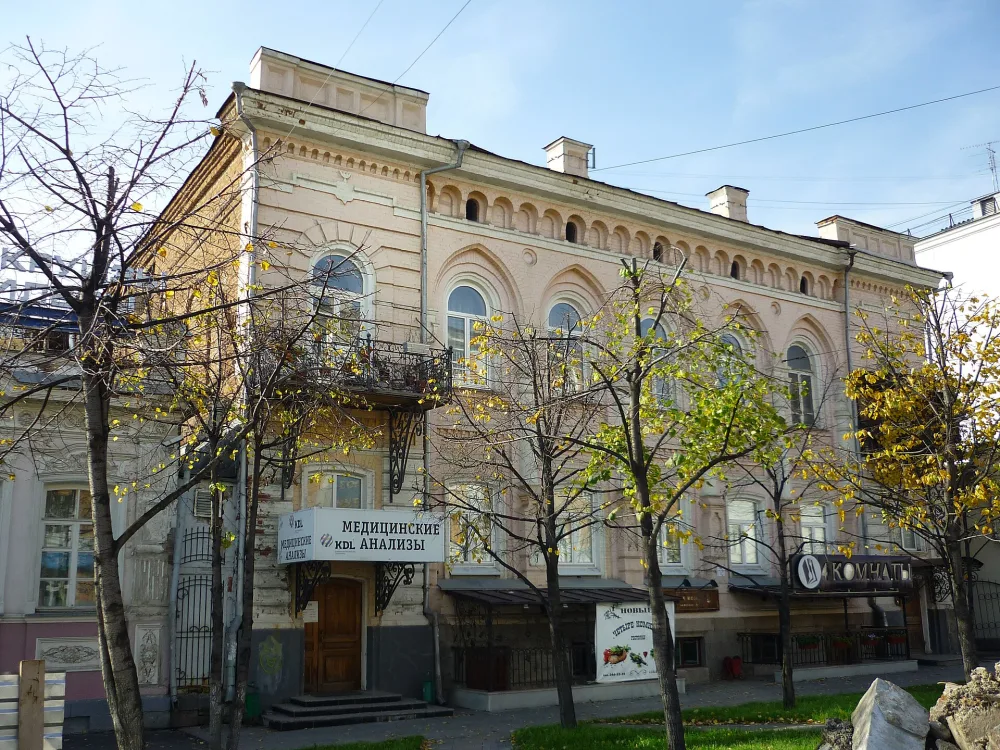 Улица Пушкина 7, Гостиница Эрмитаж В.Г. Черепанова