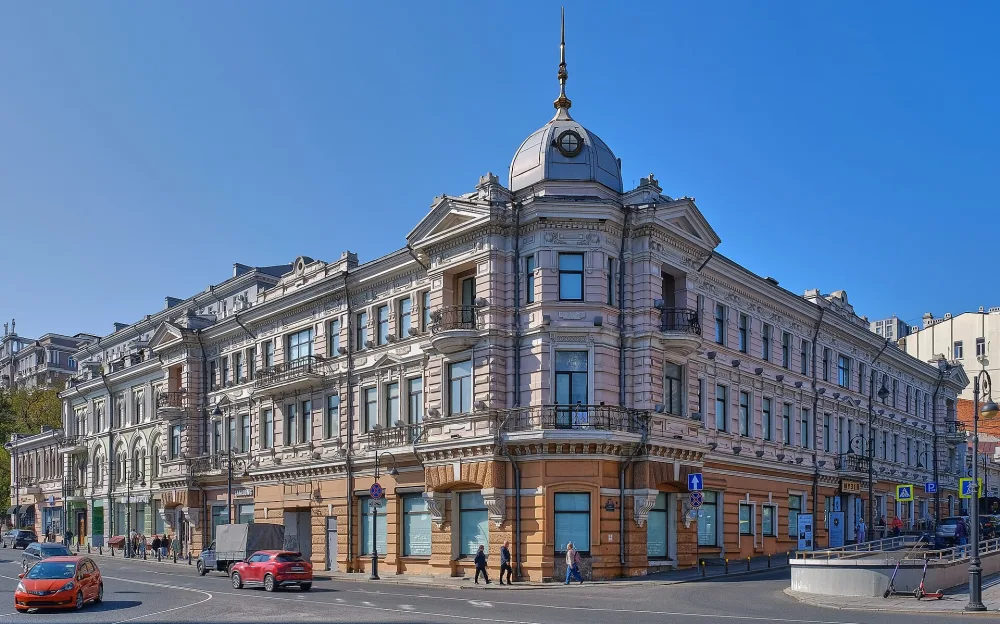 Здание Сибирского банка (дом В. П. Бабинцева)