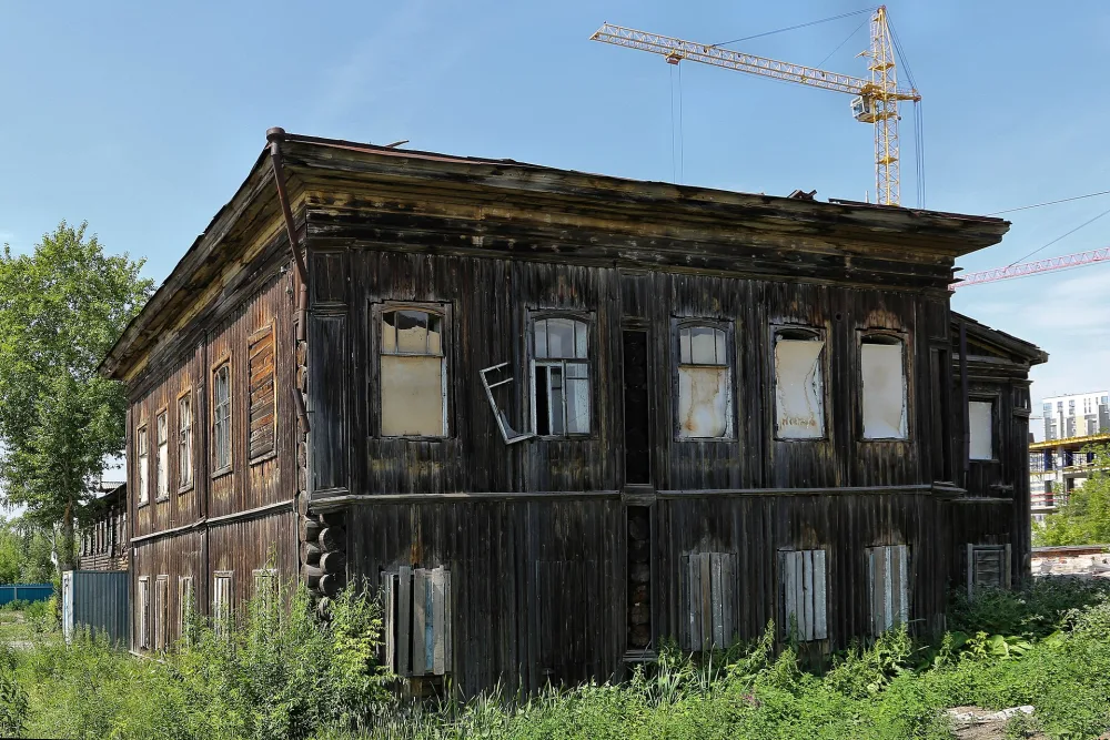 Дом Плотниковых (Тюмень)