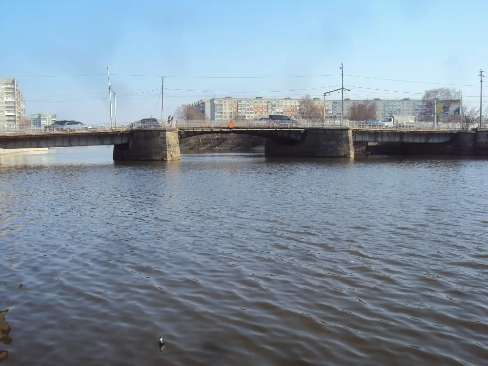 Деревянный мост