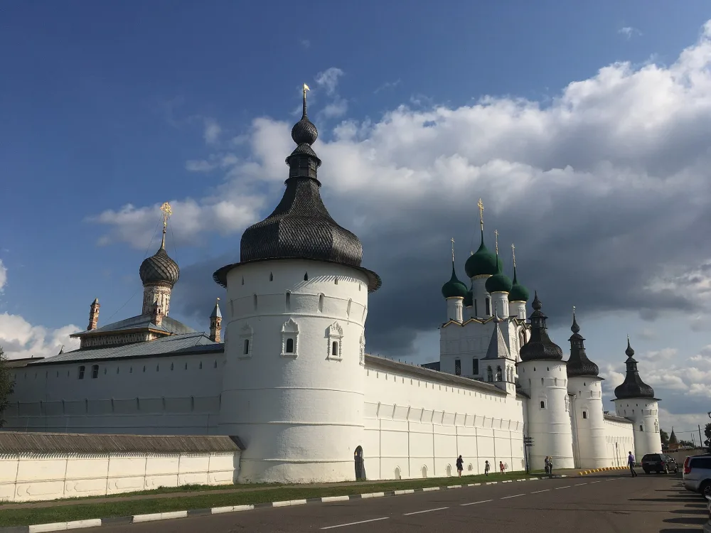 Северное прясло западной крепостной стены (Ростов)