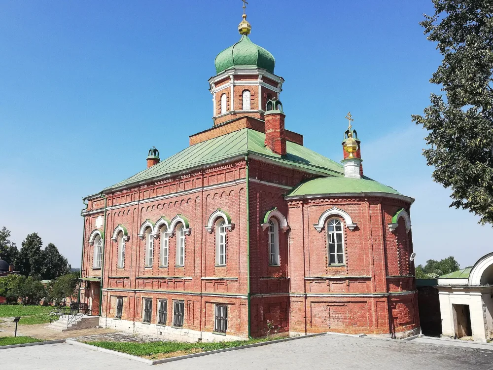 Трапезная с церковью Иоанна Предтечи (Семёновское)