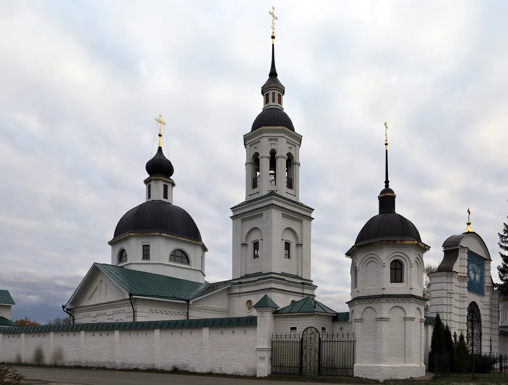 Церковь Михаила Архангела (Лазарево)