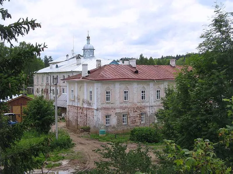 Павло-Обнорский монастырь