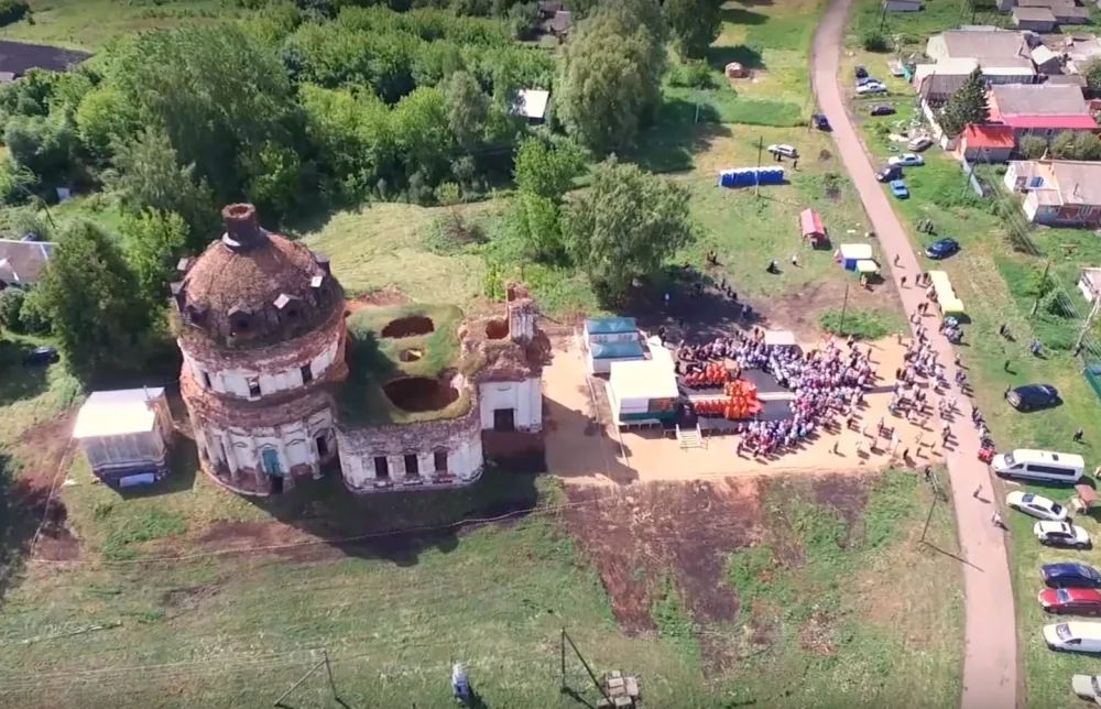Храм Живоначальной Троицы (Жданово)