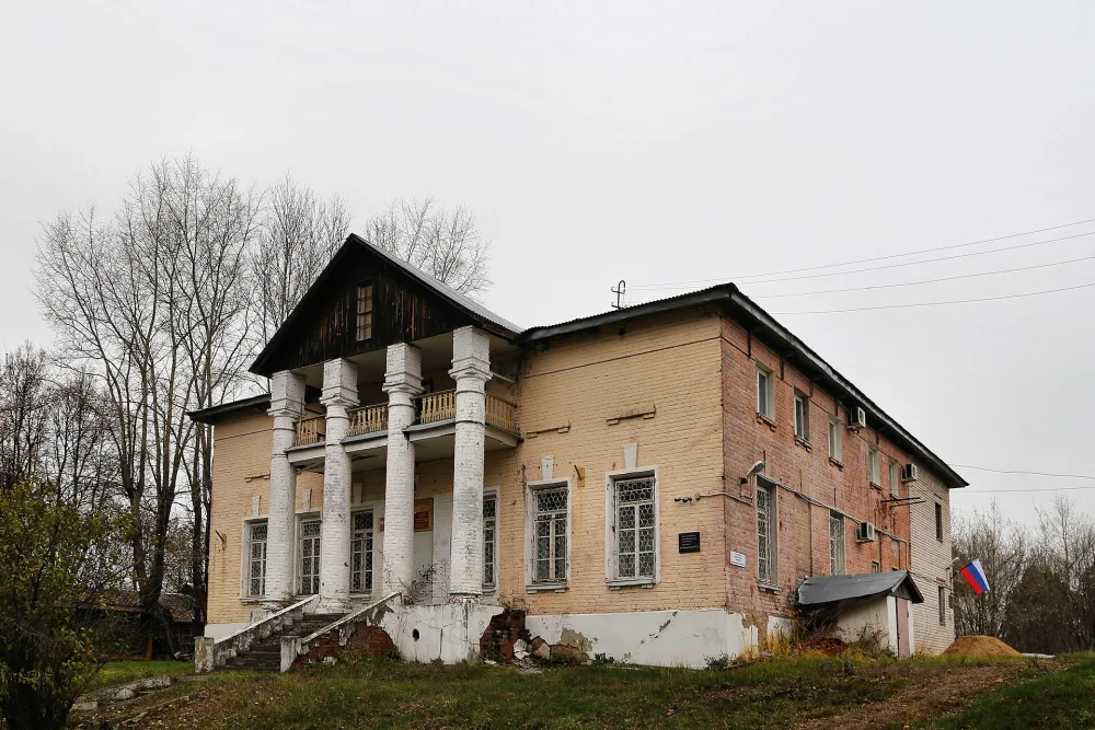 Бывший помещичий дом, начало XVIII в. (Ново-Талицы)
