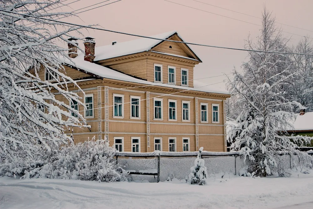 Дом купца Лазарева (Паша)