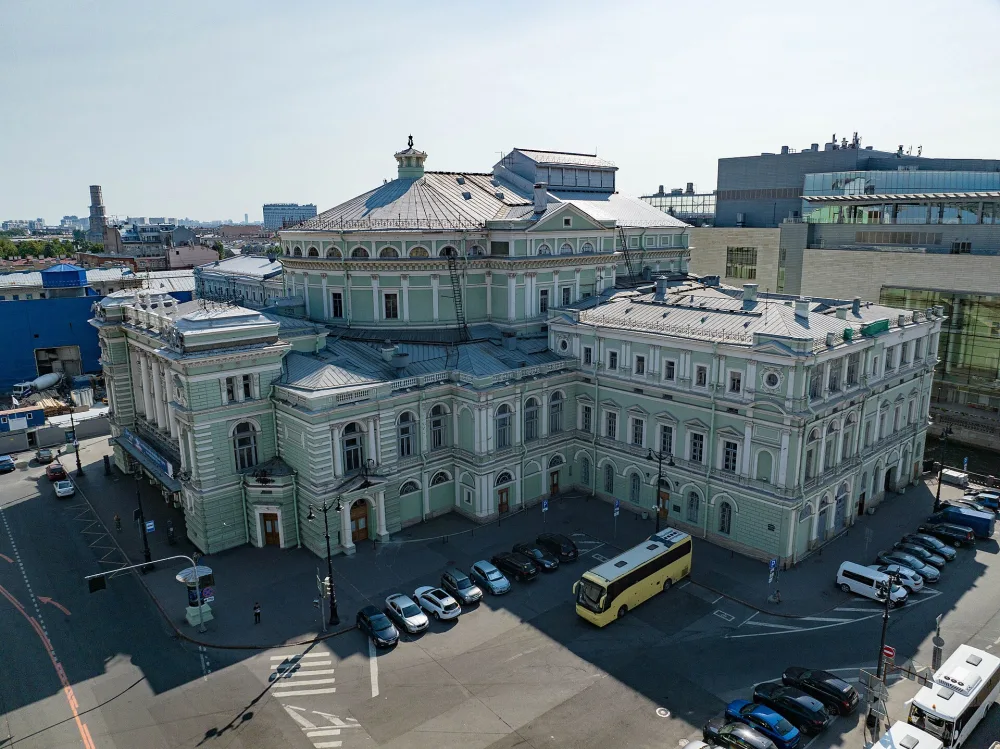 Здание Мариинского театра