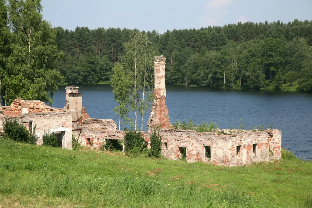 Квасоварня и водокачка (руины) (Старая Слобода)
