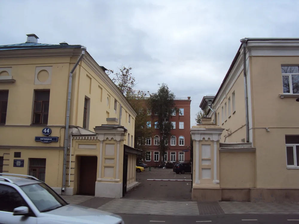 Пятницкая улица 44 c1 ворота