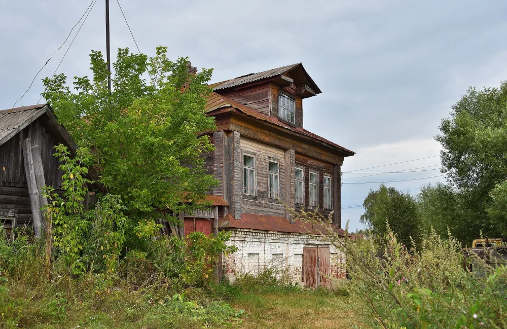 Дом жилой с подклетом (Введеньё)