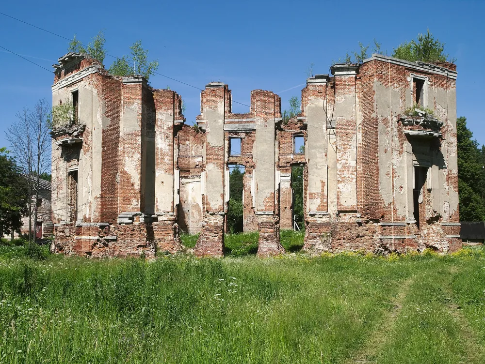 Главный дом усадьбы Петровское-Алабино