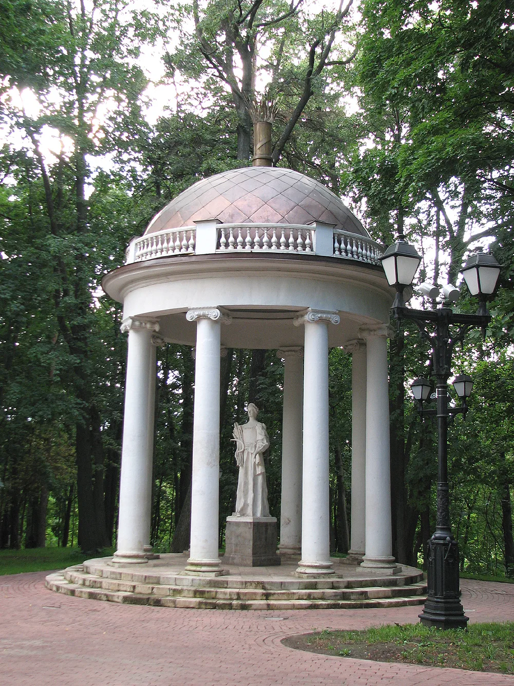 Храм Цереры в Царицыно («Золотой сноп»)