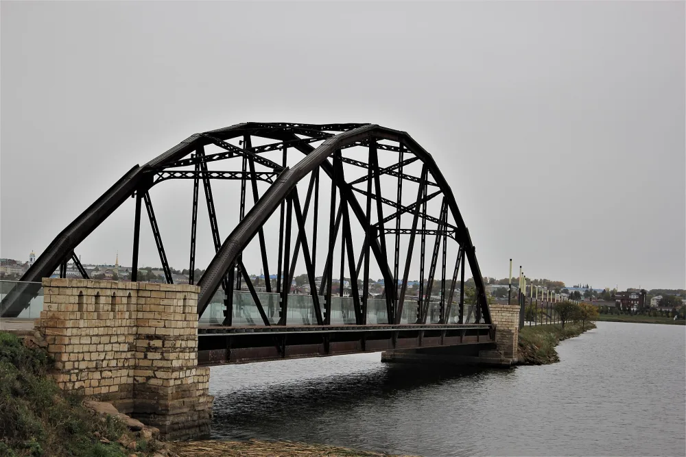 Railway bridge in Menzelinsk