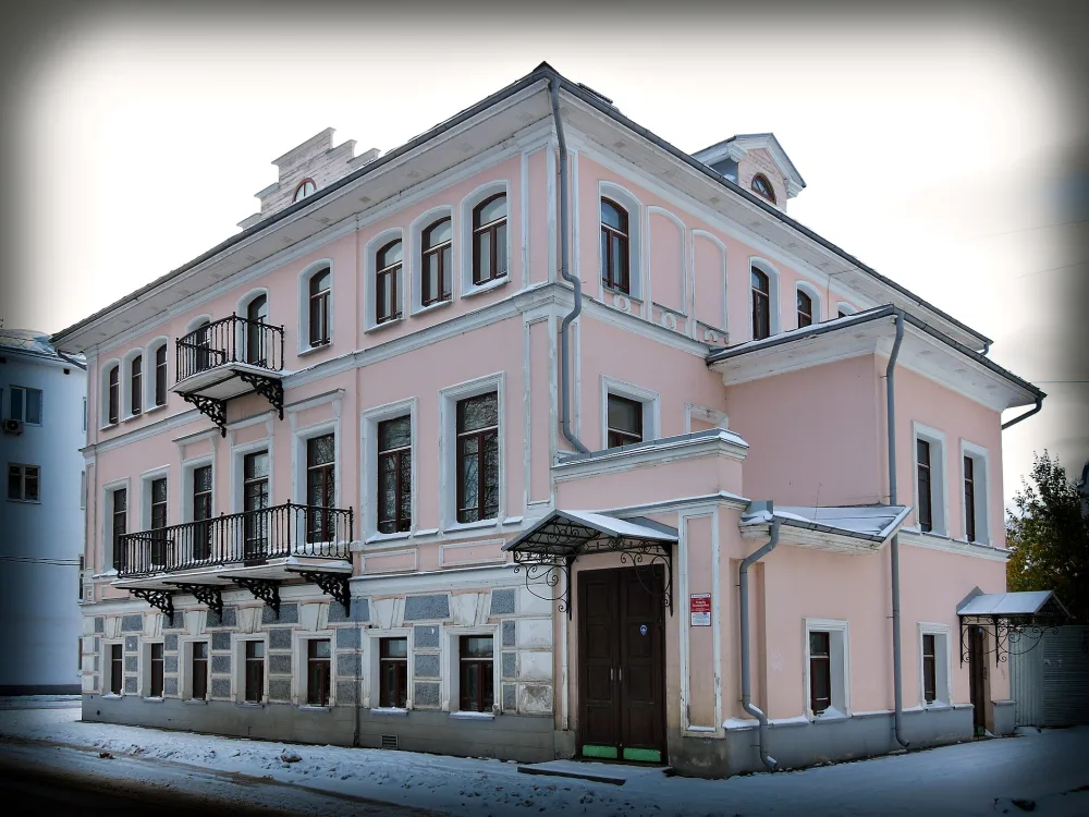 Главный дом усадьбы Тихомирова (Ярославль)
