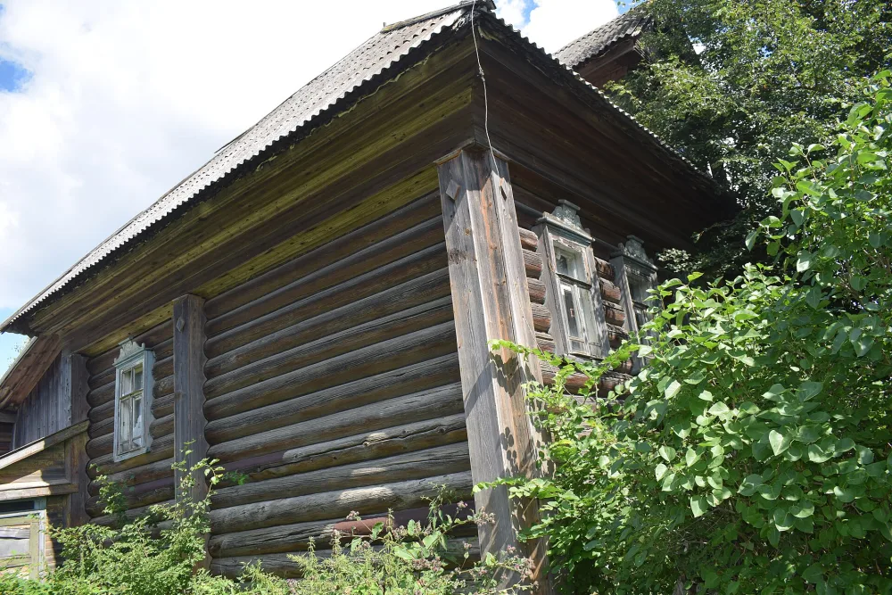 Жилой дом (Большое Село)