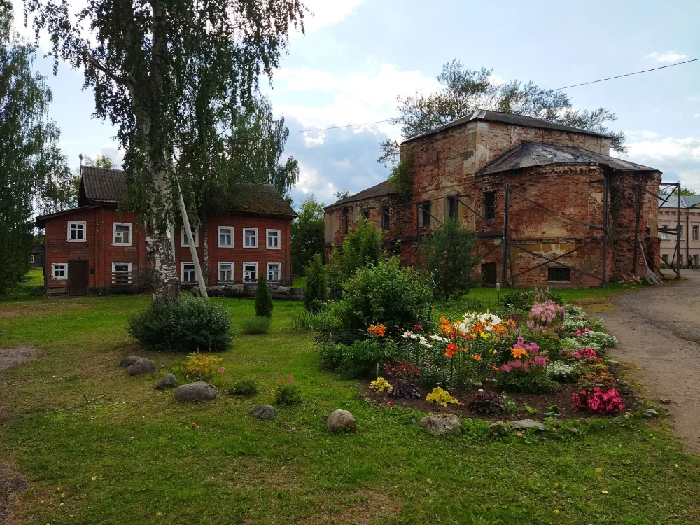 Церковь Рождества (Тихвин)