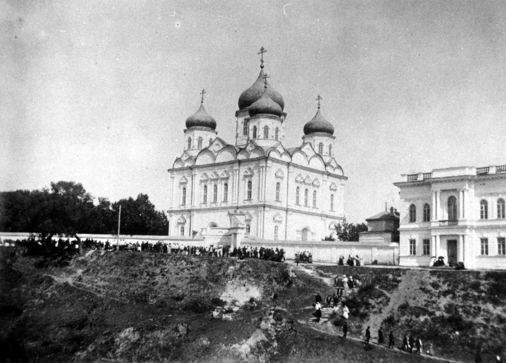 Свято-Успенский монастырь